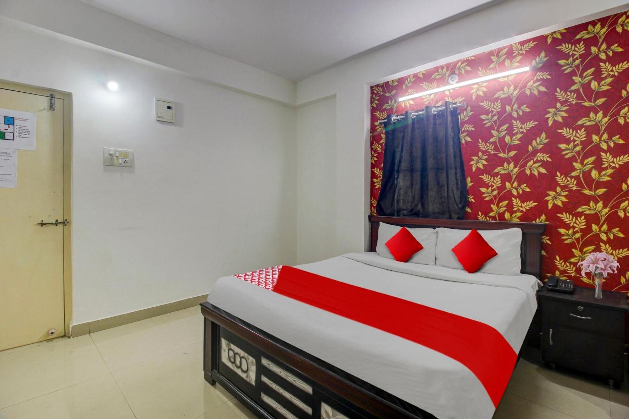 Hotel O Stay U Like Hotel'S Hyderabad Exterior foto